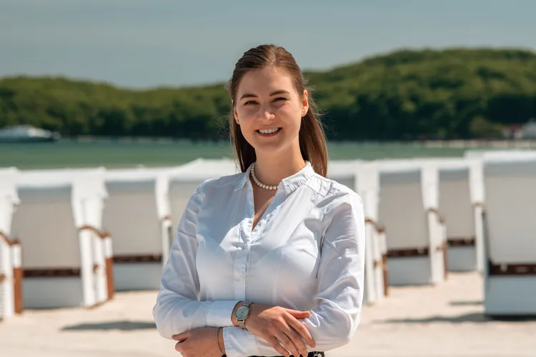 Varvara Matatzova, F&B Operations Managerin bei den Arkona Strandresidenzen in Binz